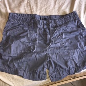 Supplies Gray shorts